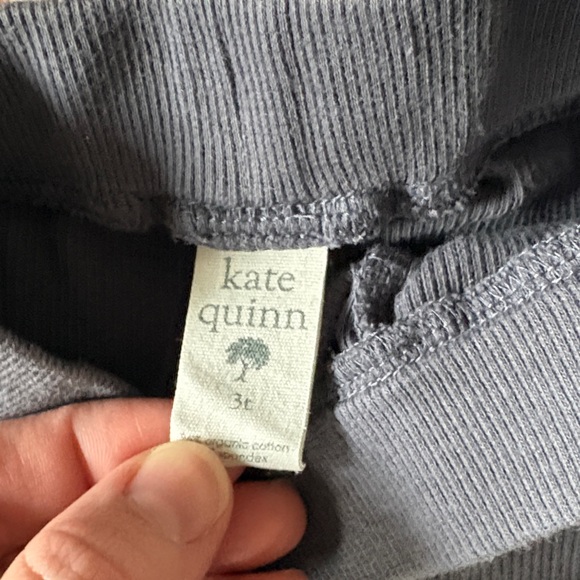 Kate Quinn Ribbed Shorts - Picture 2 of 2